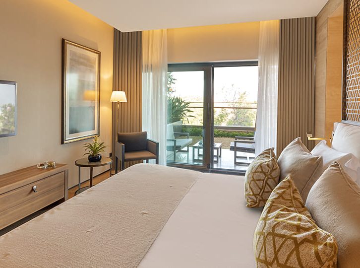 Deluxe Dağ Manzaralı Oda galeri görseli 1
